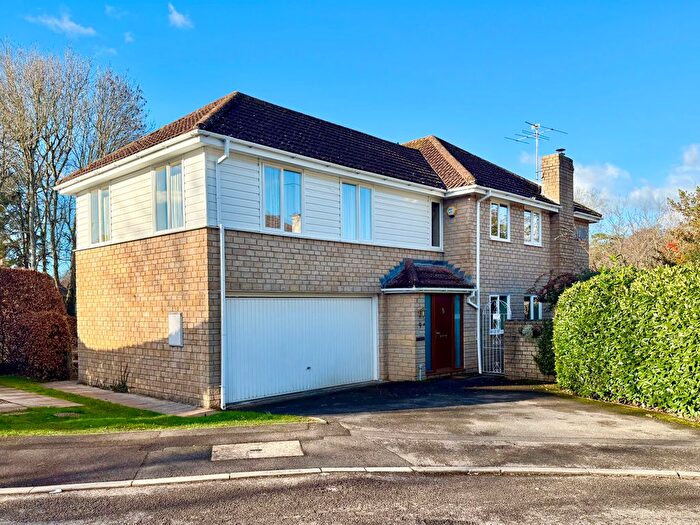 5 Bedroom Detached House For Sale In Chapel Close, Chew Stoke, BS40