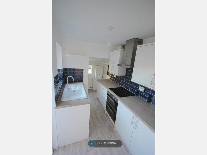 2 Bedroom Terraced House To Rent In James Street, Colchester, CO1