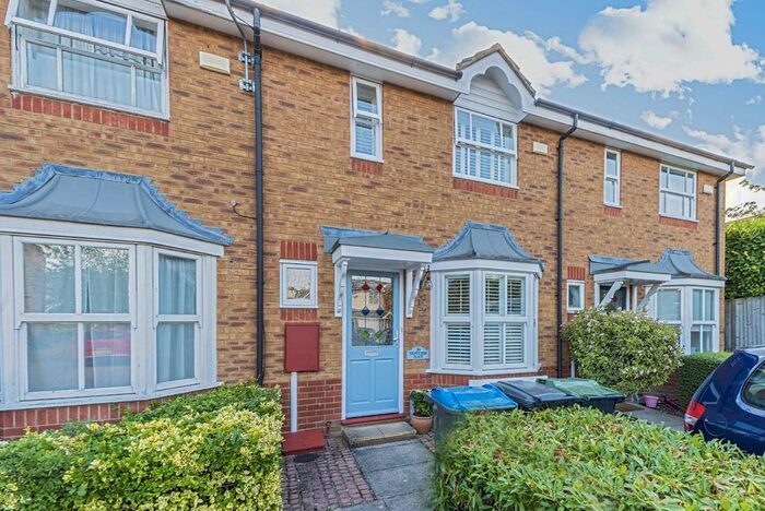 2 Bedroom Terraced House To Rent In Yeovilton Place, Kingston Upon Thames, KT2