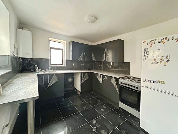 4 Bedroom Terraced House To Rent In Westwood Road, Ilford, IG3