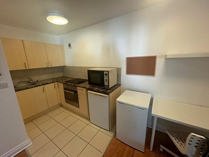 Studio To Rent In Bevois Valley Road, Southampton, SO14