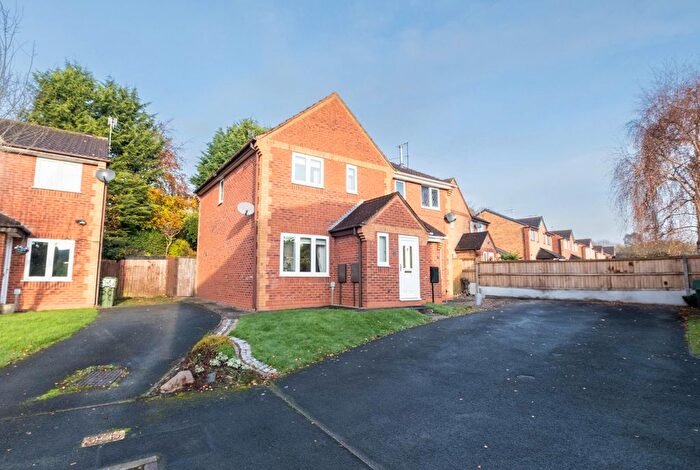 3 Bedroom Semi Detached House For Sale In Green Park Road, Bromsgrove., B60