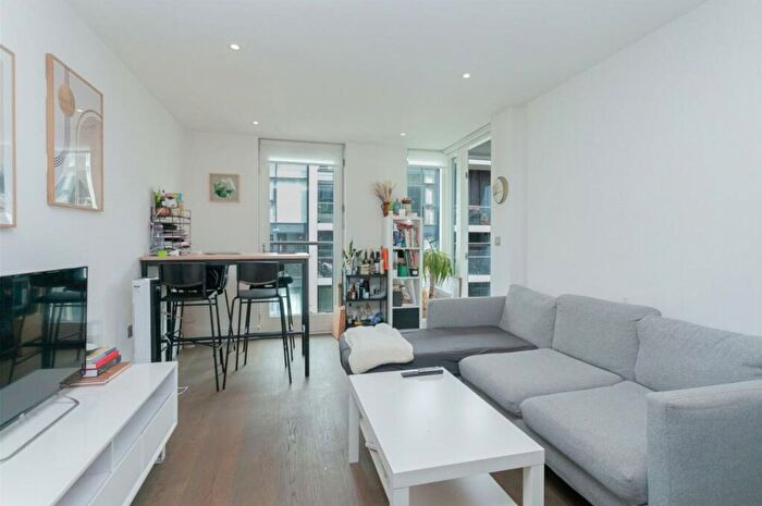 1 Bedroom Flat To Rent In Decorum Apartments, Wenlock Road, London, N1