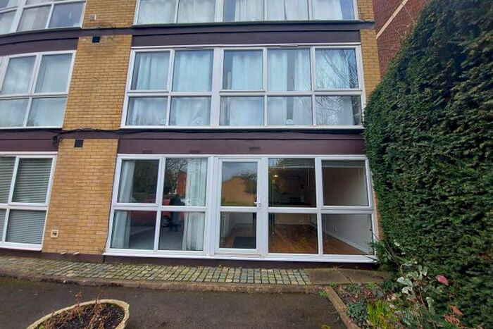 1 Bedroom Flat To Rent In Lathkill Court, Hayne Road, Beckenham, BR3
