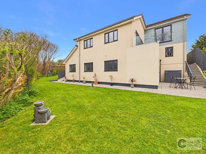 5 Bedroom Detached House For Sale In Golvers Hill Road, Kingsteignton, TQ12