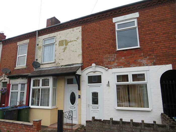 2 Bedroom House To Rent In Gladys Road, Smethwick, B67