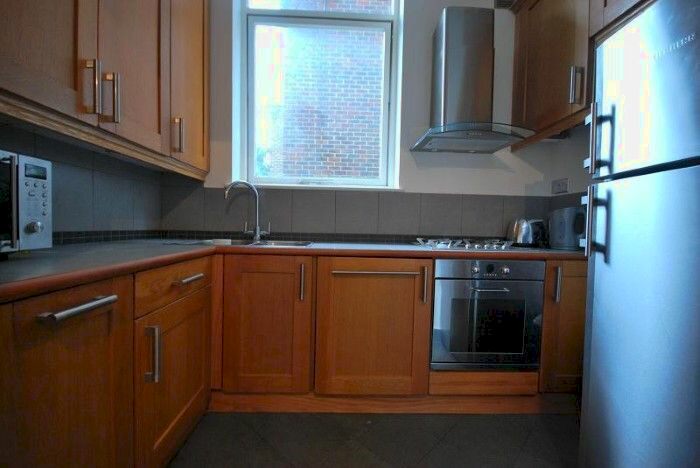2 Bedroom Flat To Rent In F Oval Road, London, NW1