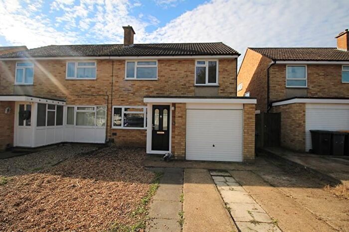 3 Bedroom Semi-Detached House To Rent In Goodrich Avenue, Bedford, MK41