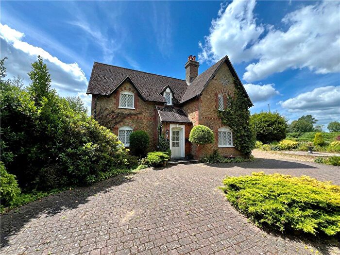 4 Bedroom Detached House For Sale In Old Portsmouth Road, Godalming, Surrey, GU7