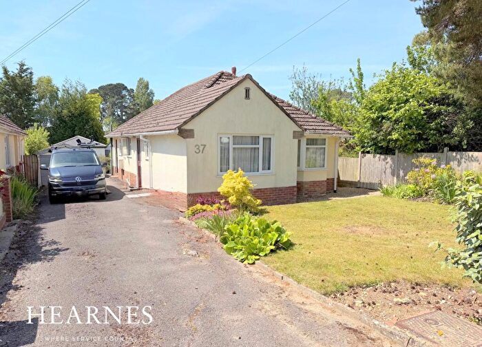 3 Bedroom Bungalow For Sale In Napier Road, Hamworthy, Poole, BH15