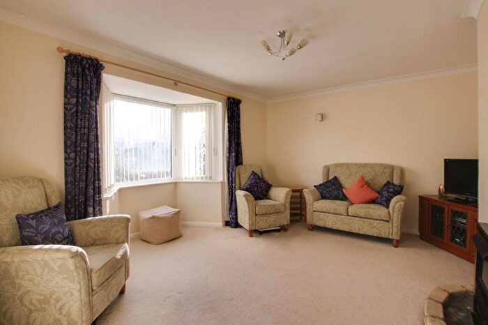 3 Bedroom End Of Terrace House For Sale In Huntingdon Street, St. Neots, PE19