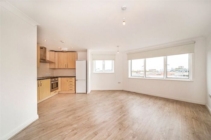 2 Bedroom Flat For Sale In Mercer Court, Candle Street, Stepney, London, E1