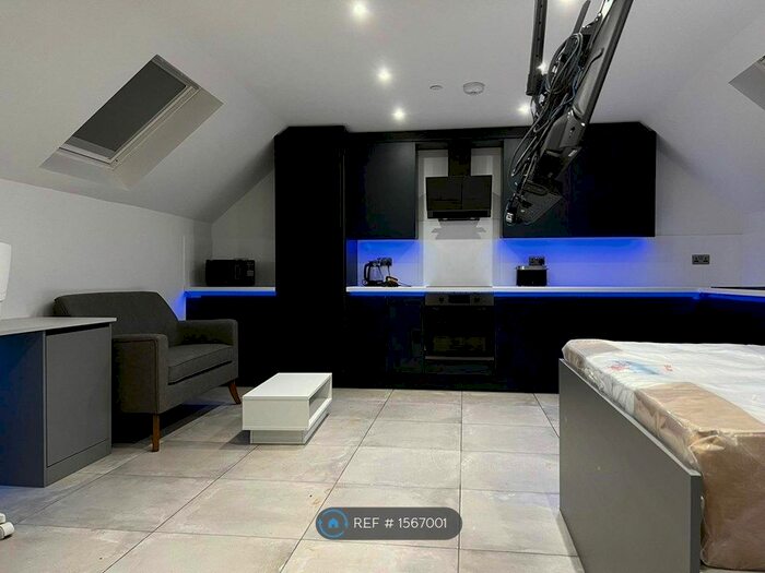 Studio To Rent In Berry Street, Coventry, CV1