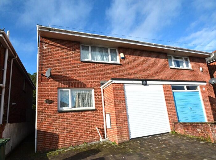 3 Bedroom Semi-Detached House For Sale In William Street, Ryde, Isle Of Wight, PO33