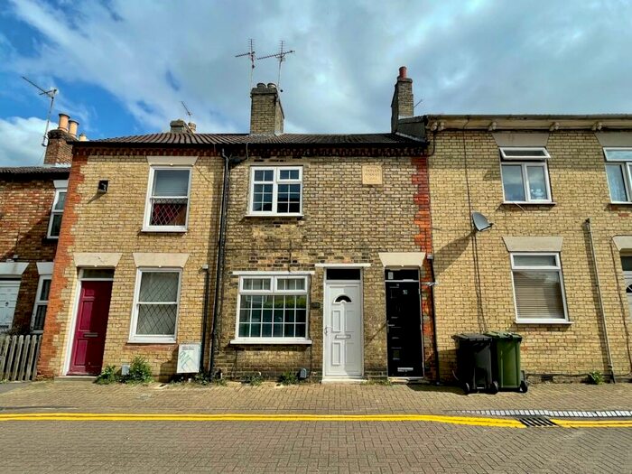 2 Bedroom House To Rent In Monument Street, Peterborough, PE1