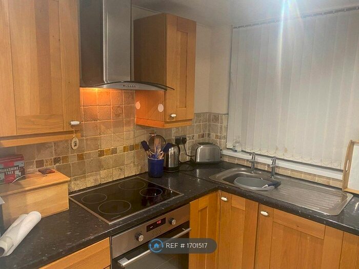 2 Bedroom Flat To Rent In St Annes Close, Newcastle Upon Tyne, NE1