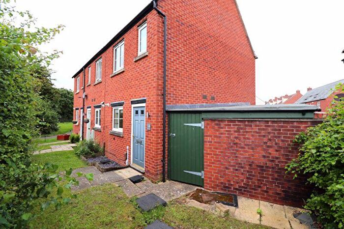 2 Bedroom Semi-Detached House To Rent In The Plantation, Gloucester, GL2