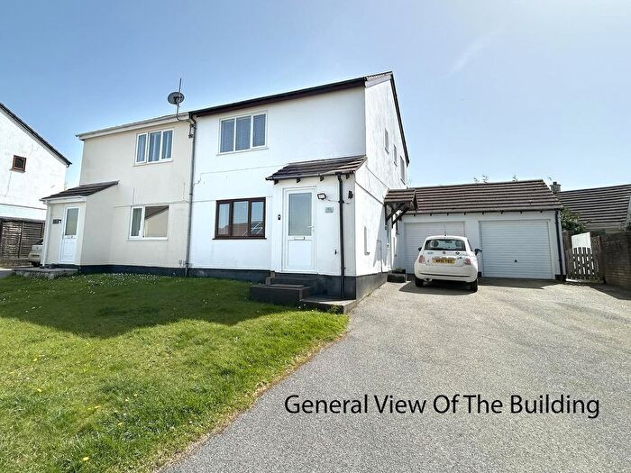 1 Bedroom Flat For Sale In Pendeen Park, Helston, TR13