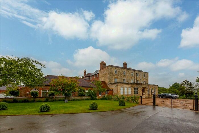 3 Bedroom Flat To Rent In Court Lodge Flats, Lamberhurst, Tunbridge Wells, Kent, TN3