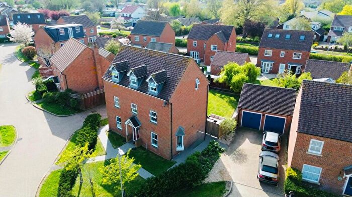 4 Bedroom Detached House For Sale In Ultra Avenue, Bletchley, MK3