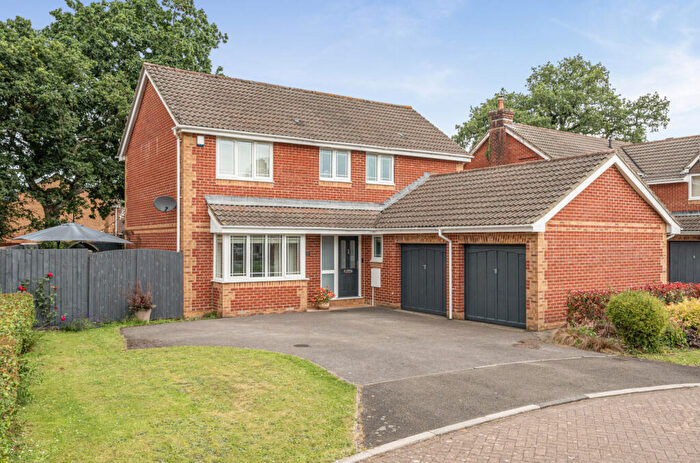 4 Bedroom Detached House For Sale In Worcester Crescent, Willand, Cullompton, Devon, EX15