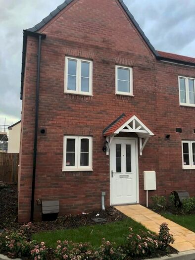 2 Bedroom Semi-Detached House To Rent In Stryd Y Maswr, Llanelli, SA15