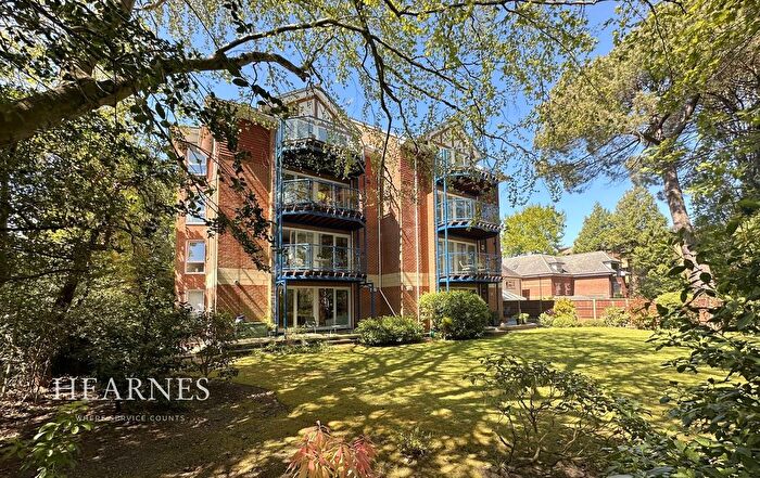 2 Bedroom Flat For Sale In St Winifreds Road, Meyrick Park, Bournemouth, BH2