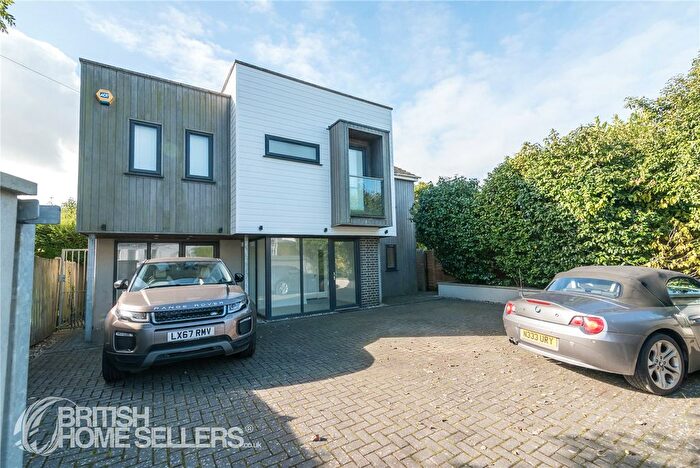 4 Bedroom Detached House For Sale In The Ridge, Hastings, East Sussex, TN34