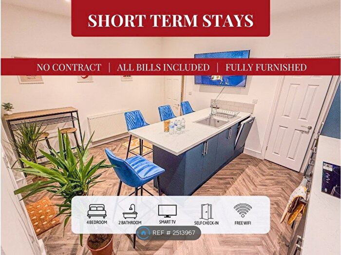 4 Bedroom Semi-Detached House To Rent In Armoury Square, Bristol, BS5