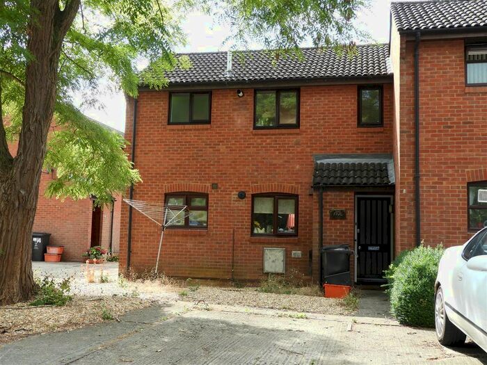 1 Bedroom Flat To Rent In Willowherb Close, Haydon Wick, Swindon, SN25