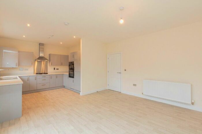 2 Bedroom Bungalow For Sale In Lyndale Road, Burscough, L40