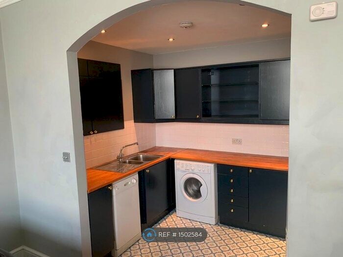 1 Bedroom Flat To Rent In Adie Road, London, W6