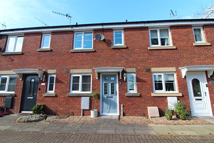 2 Bedroom Terraced House For Sale In School Way, Blackwood, NP12