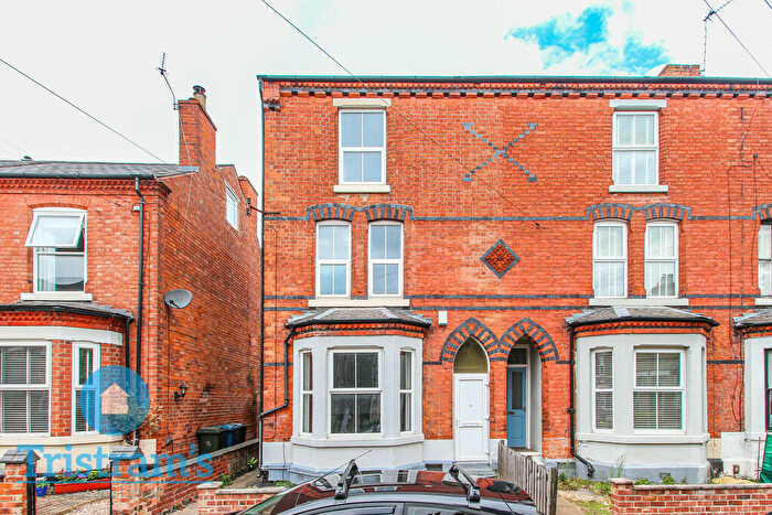 1 Bedroom Town House To Rent In Room, Charnwood Grove, West Bridgford, NG2