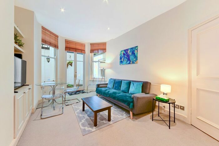 1 Bedroom Flat To Rent In Barkston Gardens, SW5