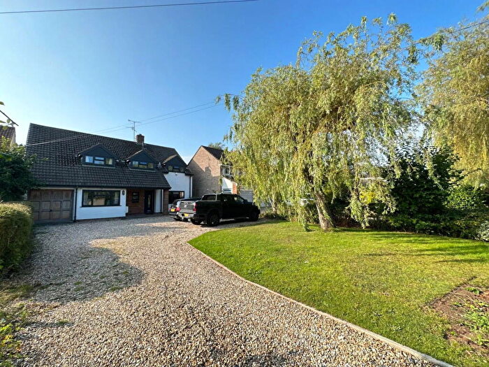 4 Bedroom Detached House For Sale In Pudding Pie Lane, Langford, BS40