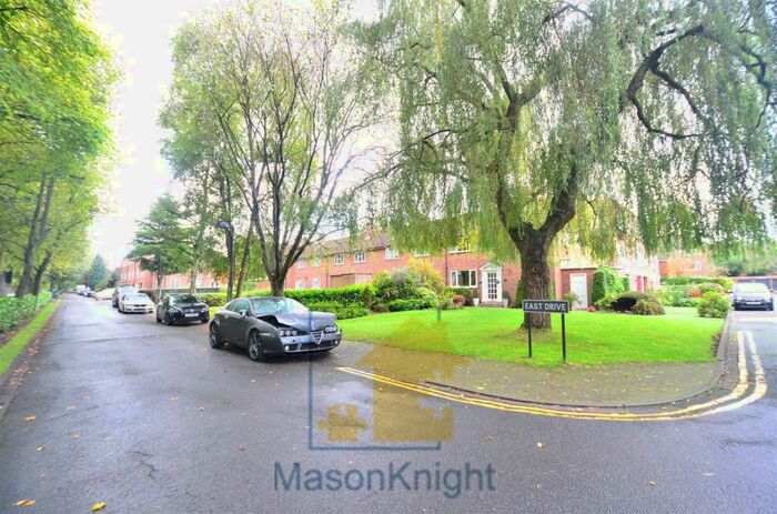 4 Bedroom Semi-Detached House To Rent In For Both Professionals/ Students And Families, Edgbaston, Birmingham, B5