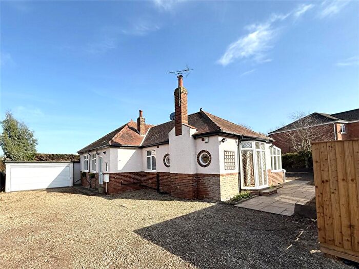 3 Bedroom Bungalow To Rent In Deighton Road, Wetherby, LS22