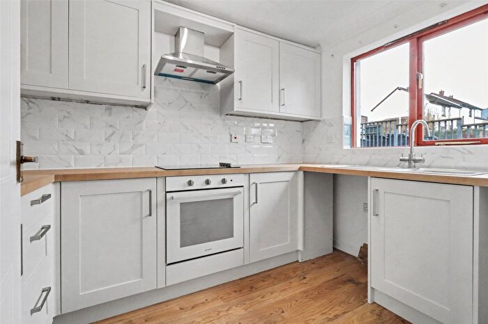 2 Bedroom Flat For Sale In Oakwood Court, Brook Meadow, South Molton, Devon, EX36