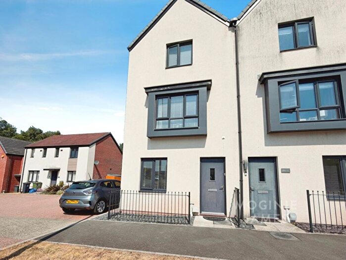3 Bedroom Terraced House For Sale In Mortimer Avenue, Old St. Mellons, Cardiff, CF3