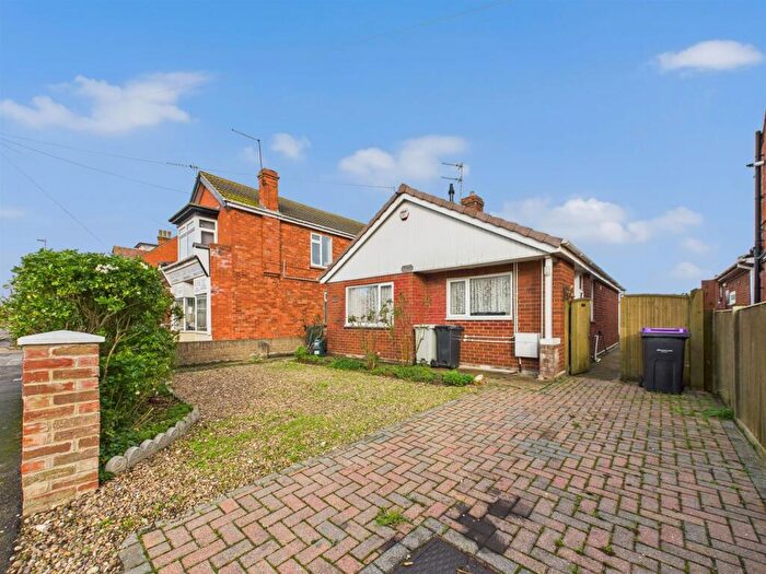 2 Bedroom Detached Bungalow For Sale In Victoria Road, Mablethorpe, LN12