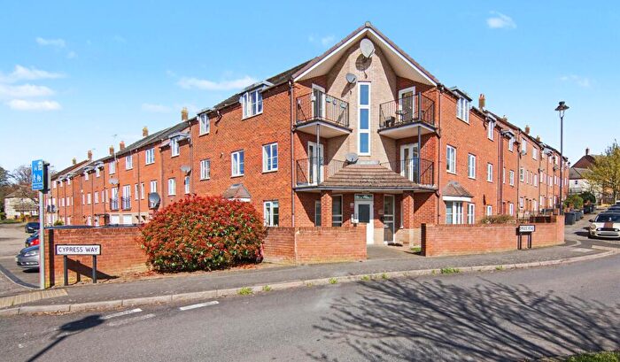 2 Bedroom Flat For Sale In Spruce Road, Nuneaton, CV10