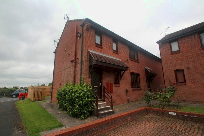 1 Bedroom Flat To Rent In Birchwood Mews, Harrogate, North Yorkshire, HG2