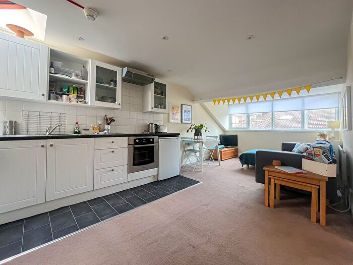 2 Bedroom Flat To Rent In Coral Street, Saltburn-By-The-Sea, TS12