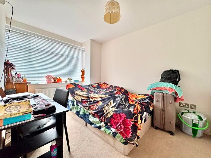 3 Bedroom Terraced House For Sale In Anvil Place, Sutton Coldfield, B75