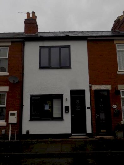 3 Bedroom Property To Rent In Meadow Street Tamworth, B77
