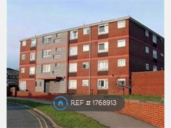 1 Bedroom Flat To Rent In Bath Road, Reading, RG30