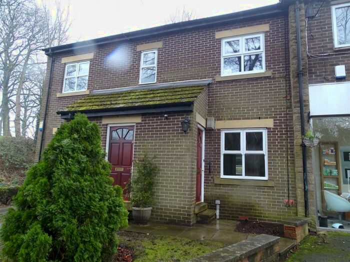 1 Bedroom Apartment To Rent In The Parade, Bramhope, Leeds, West Yorkshire, LS16