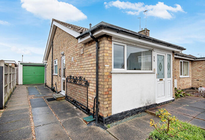 2 Bedroom Detached Bungalow For Sale In Avon Rise, Retford, Nottinghamshire, DN22