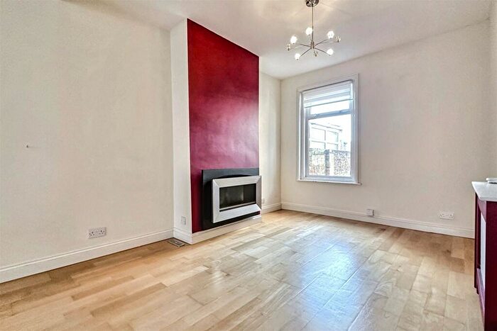 3 Bedroom Terraced House For Sale In Eastleigh, SO50